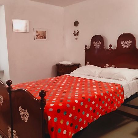 La Casetta Rosa Rocchetta di Vara Zewnętrze zdjęcie